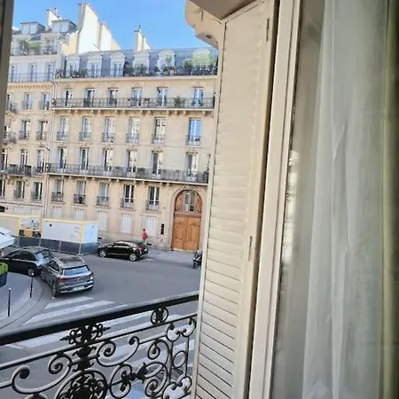 Appartamento De Luxe Juste A Cote Des Champs-elysees